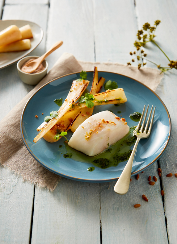 Black Cod in Olivenöl konfiert // Pastinake // Koriander Pesto